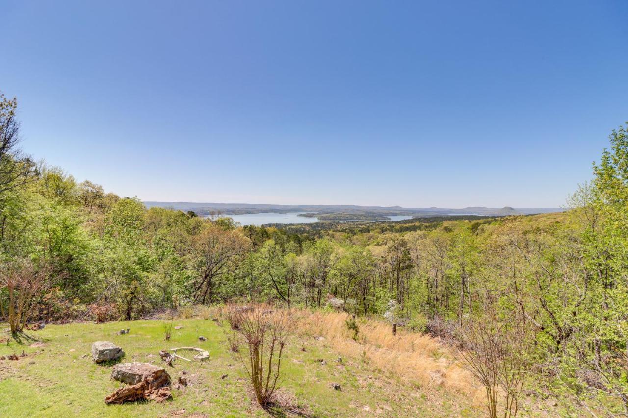 Charming Edgemont Home With Deck And Lake Views! Fairfield Bay Buitenkant foto
